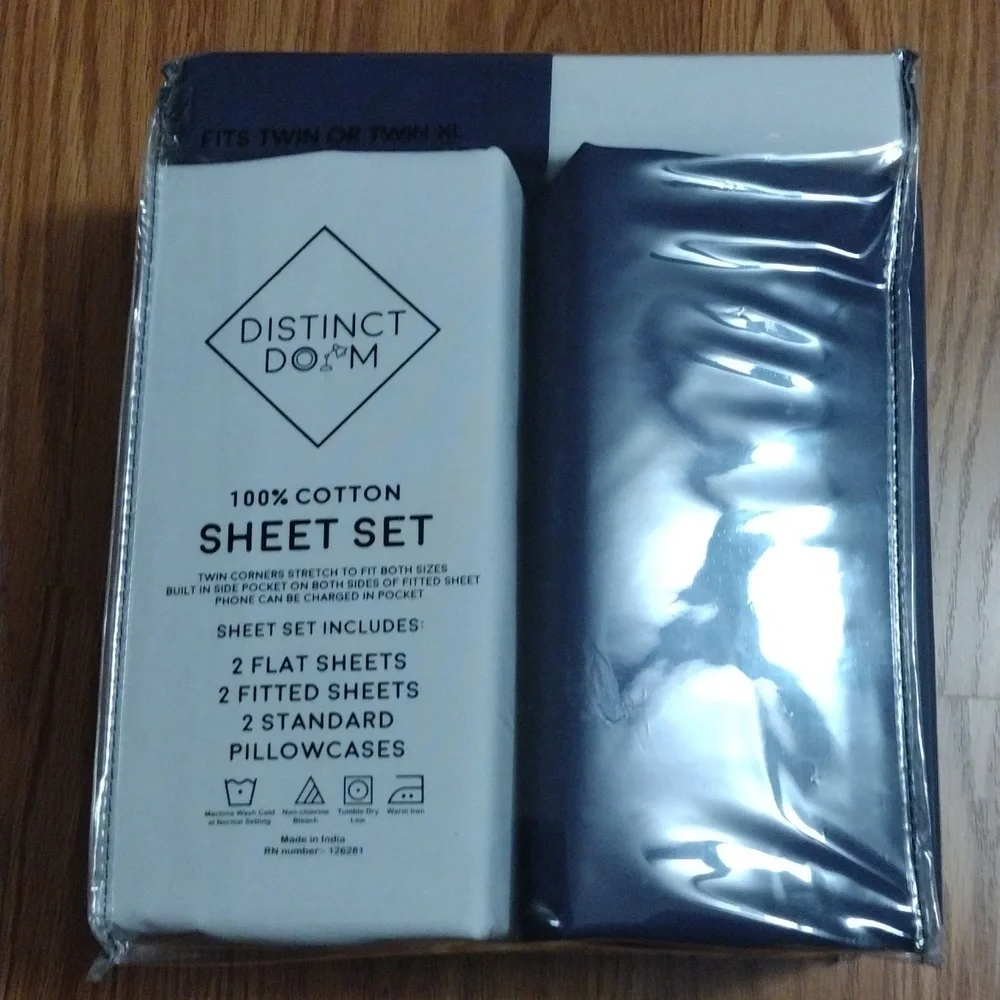 College Dorm Distinct Dorm New 2 Sheet Set for Twin/XL Twin NIP